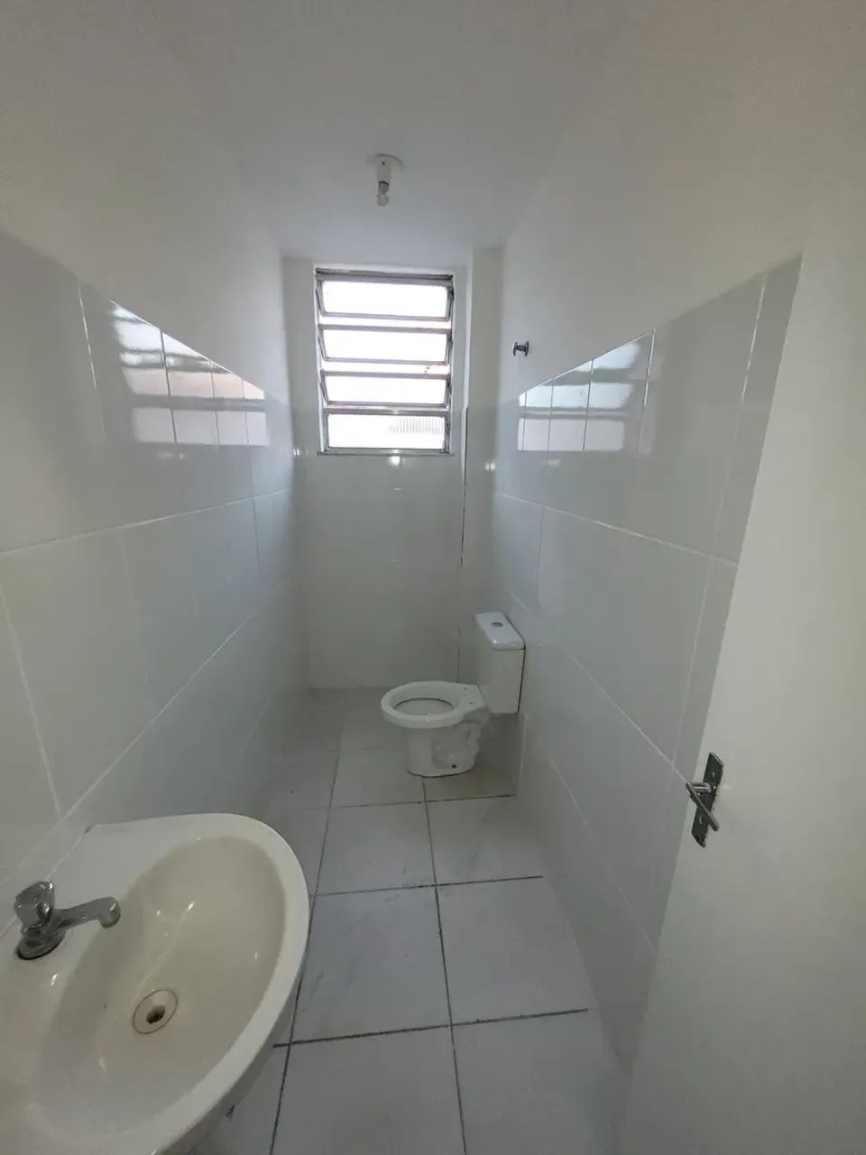 Sobreloja de frente, para locação, com 138 m², em Madureira - Estrada do Portela - Foto 8
