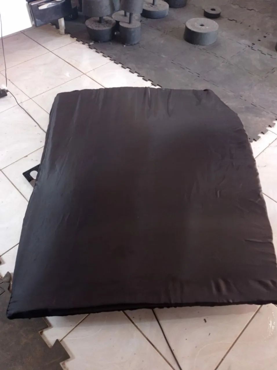 Colchonete casal 1.90 mts x 1.30 mts x 3 cm - Foto 5