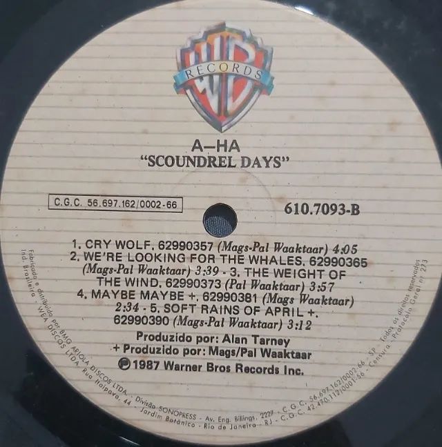 Disco de Vinil LP A-ha Scoundrel Days (com encarte) - Foto 4