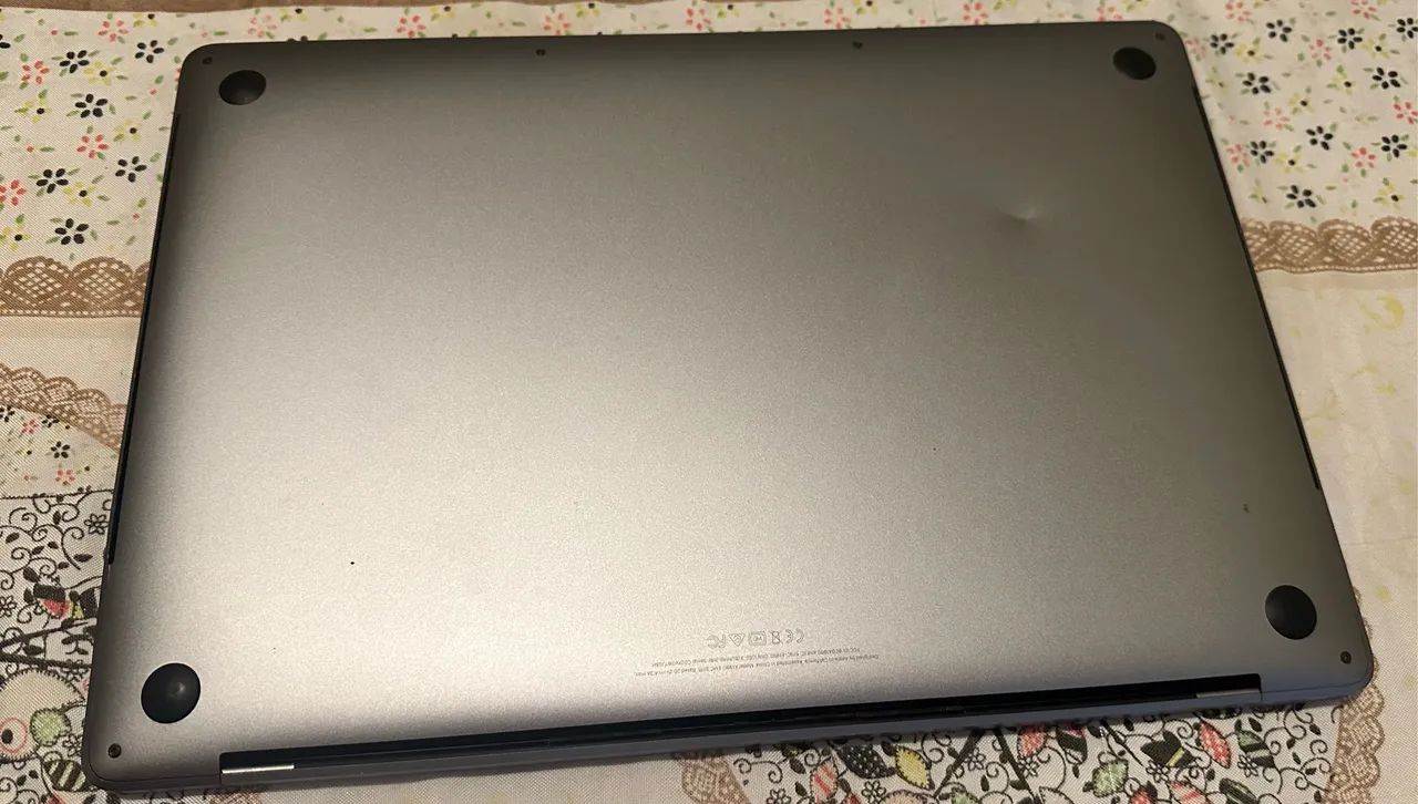 MacBook Pro 2018, intel i7, 16gb - Foto 4