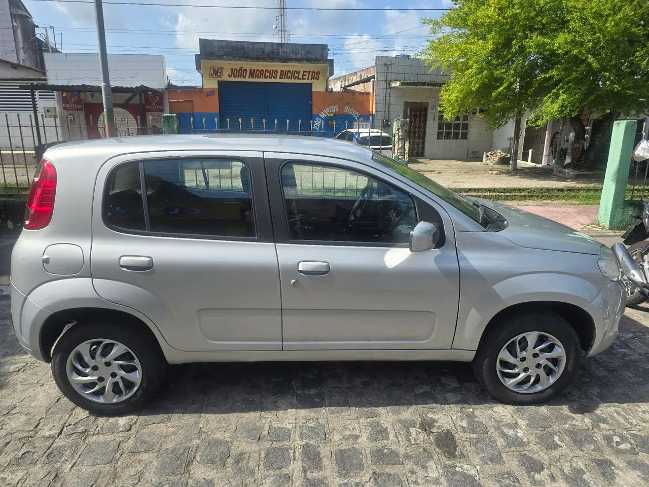 Fiat Uno UNO VIVACE/RUA 1.0 EVO Fire Flex 8V 5p 2014