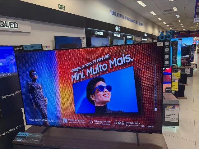 Tv 65 polegadas, embalada com nota fiscal - Foto 2