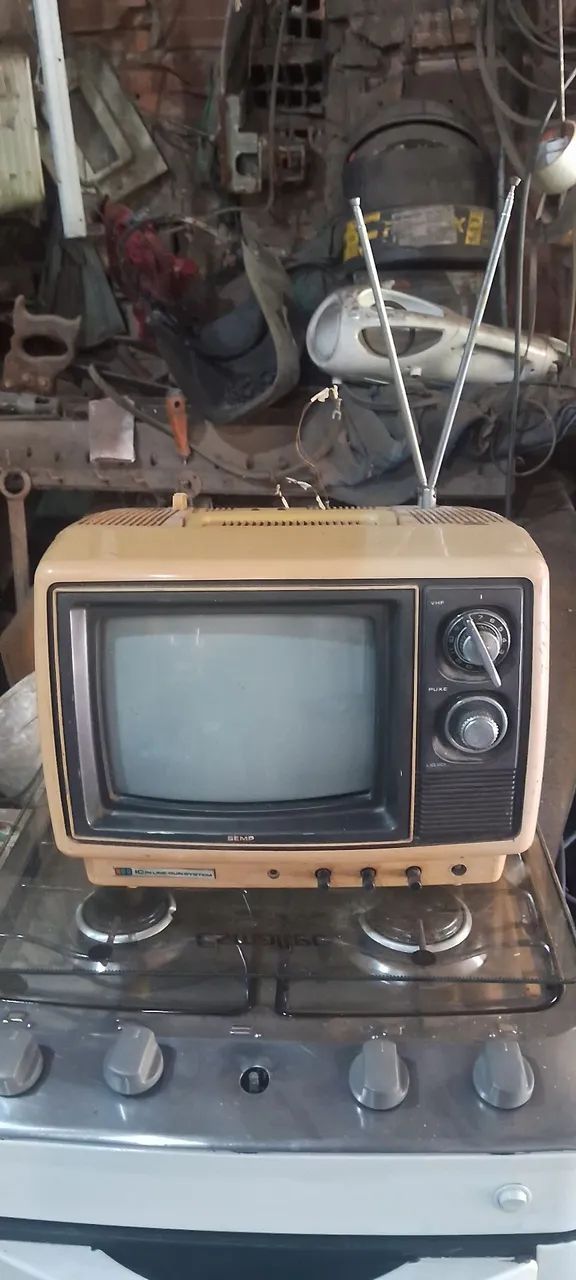 Televisão antiga  - Foto 2