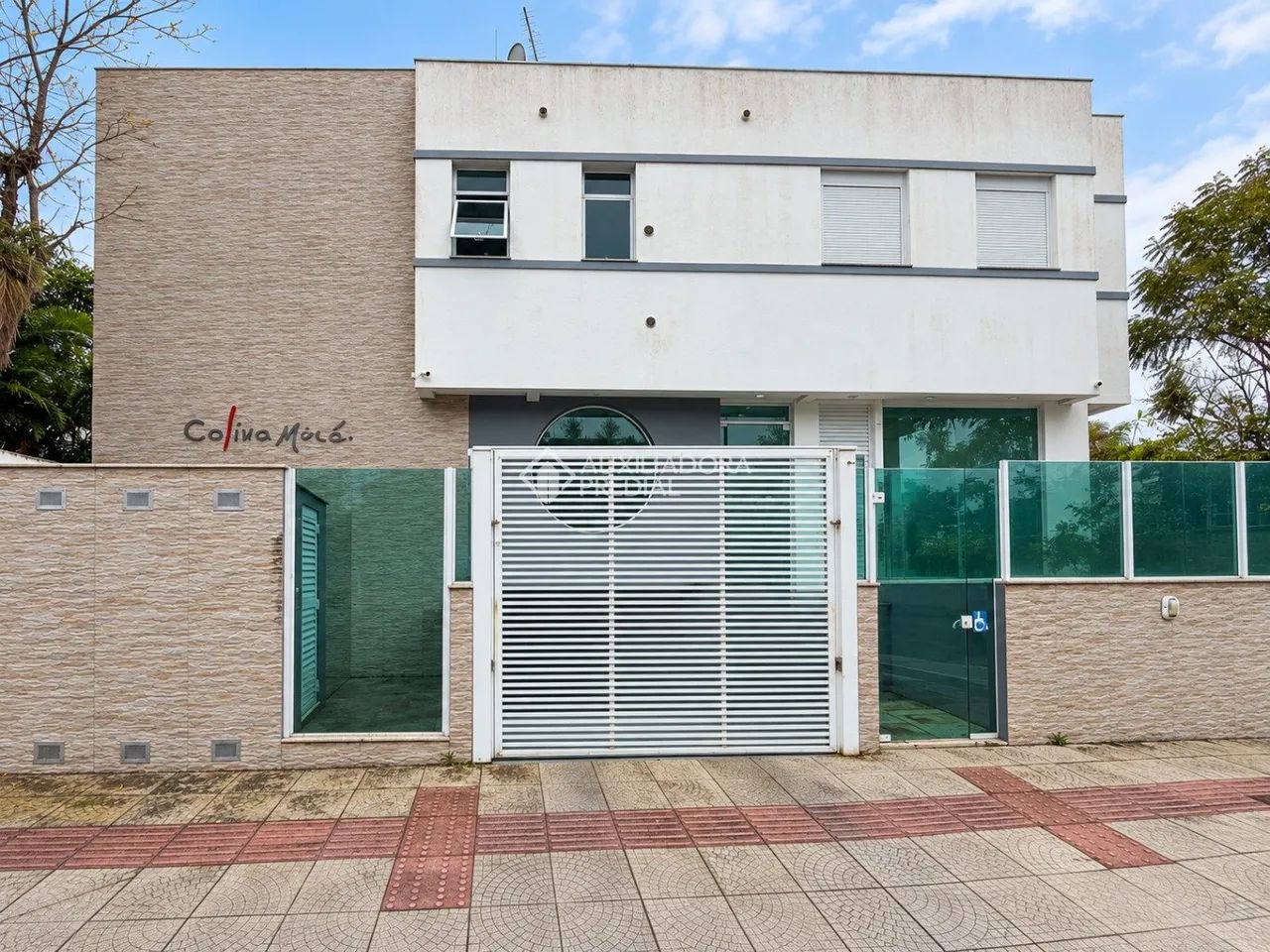 Apartamento mobiliado na Lagoa da Conceição.