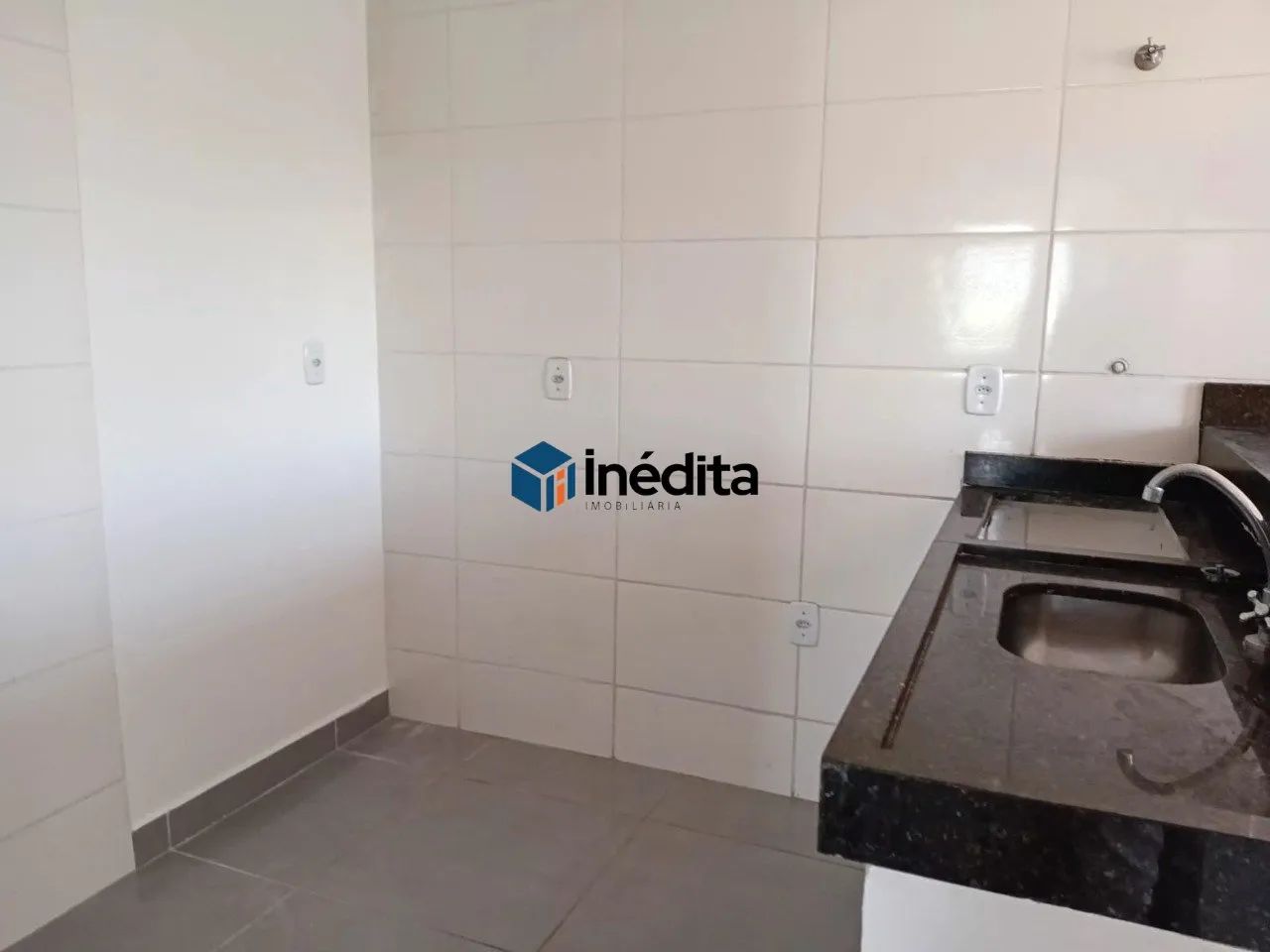 Apartamento Amplo com 1 Quarto e Garagem Coberta | R$ 1.200 - Foto 4