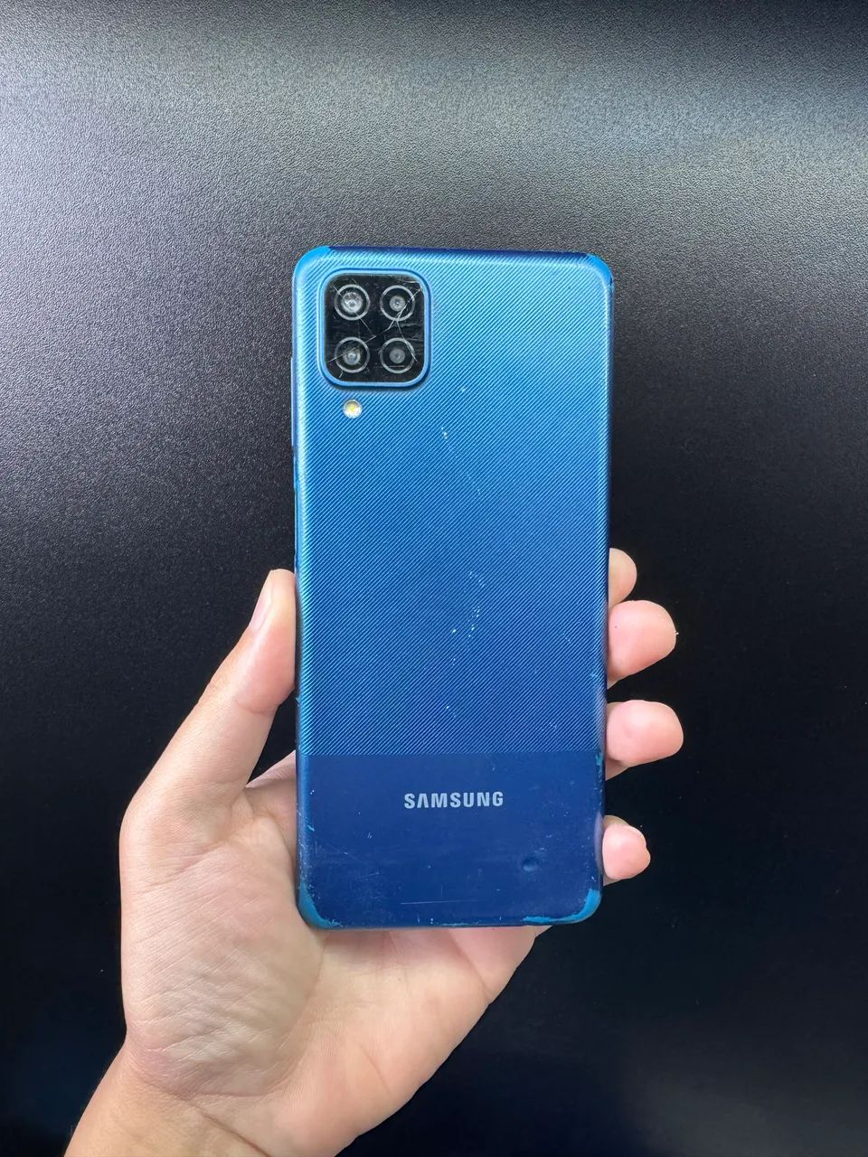 Celular Samsung a12 64 gigas  - Foto 2