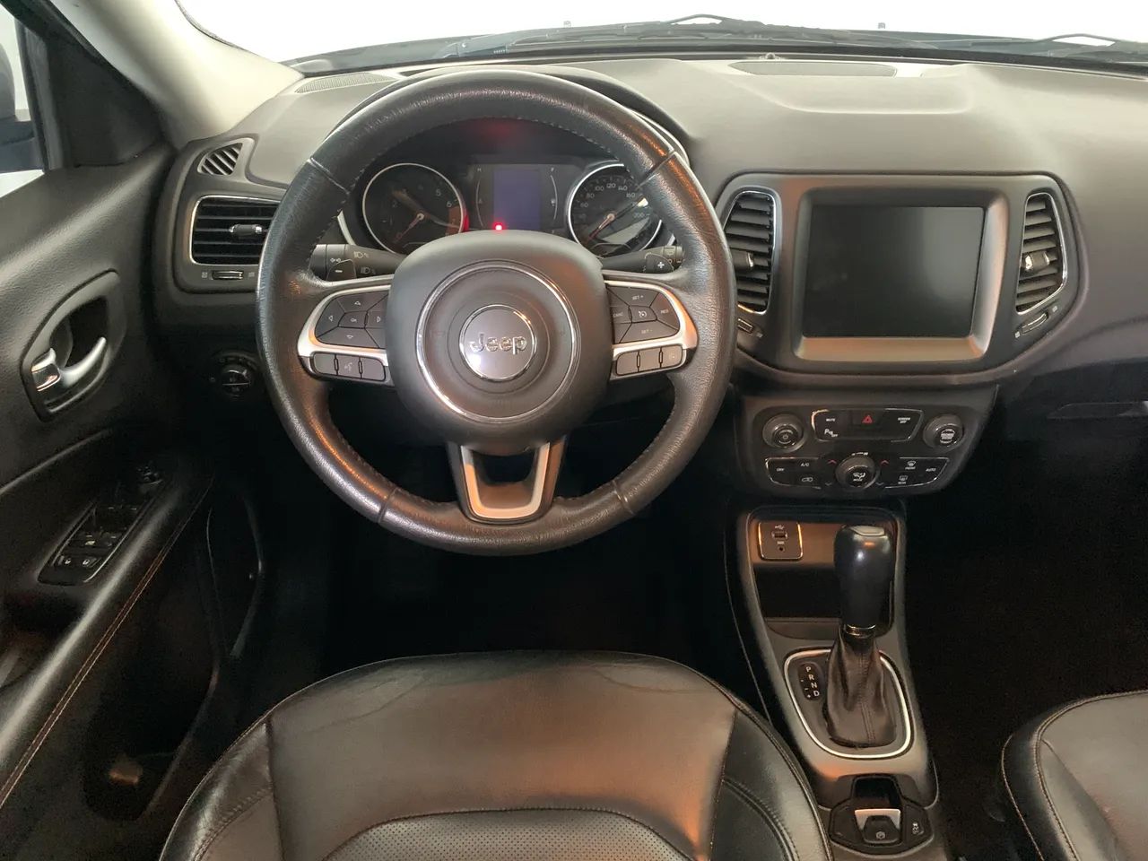 Jeep Compass Longitude 2.0 4X2 Flex 16V Aut. 2017 - Foto 2