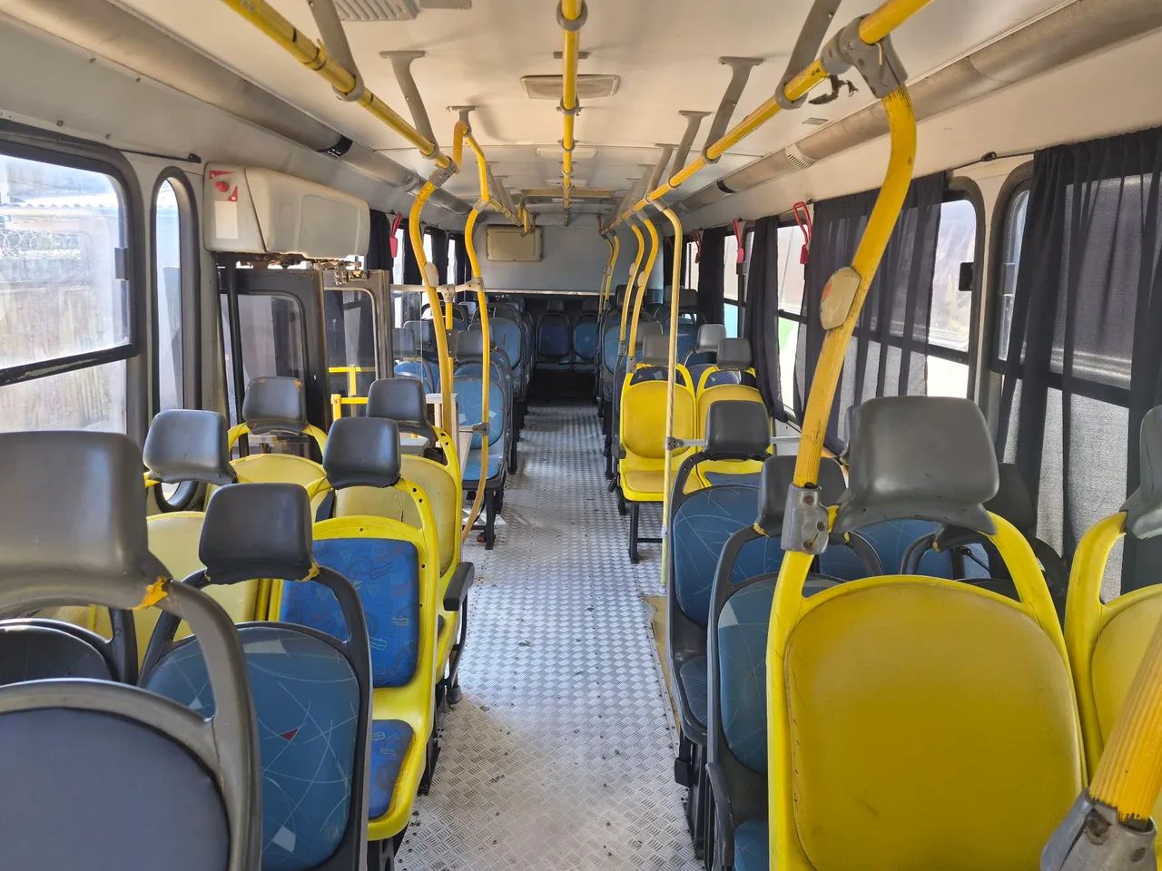 Ônibus urbano curto - Foto 4
