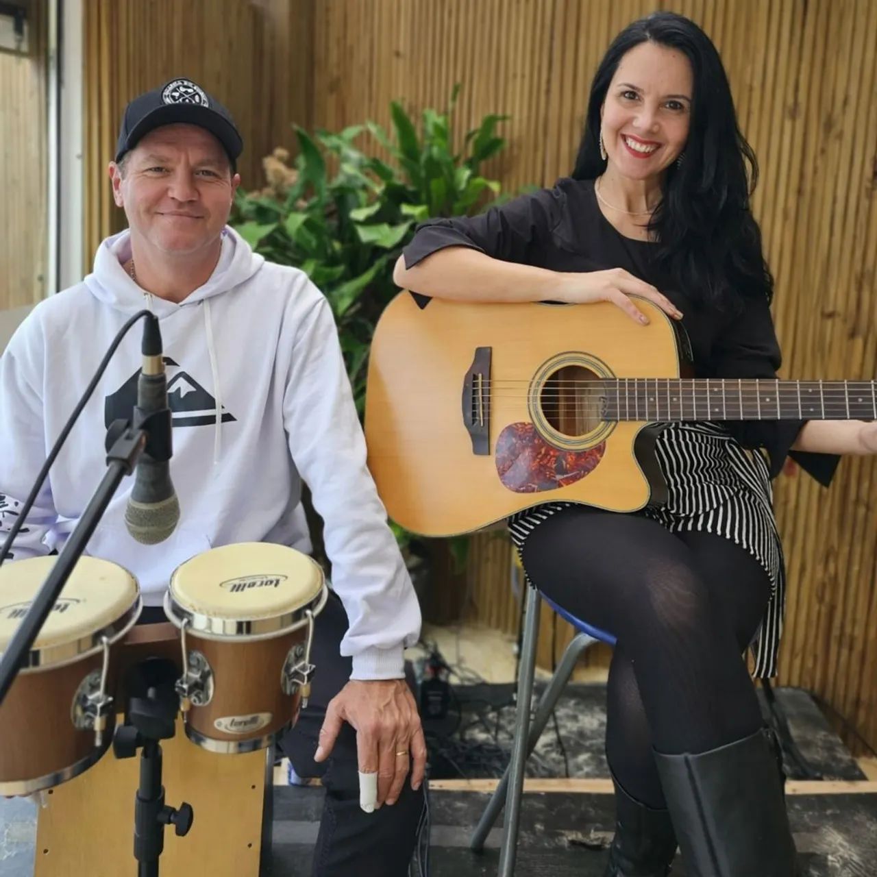 Música ao vivo Indayana & Reverb Duo 