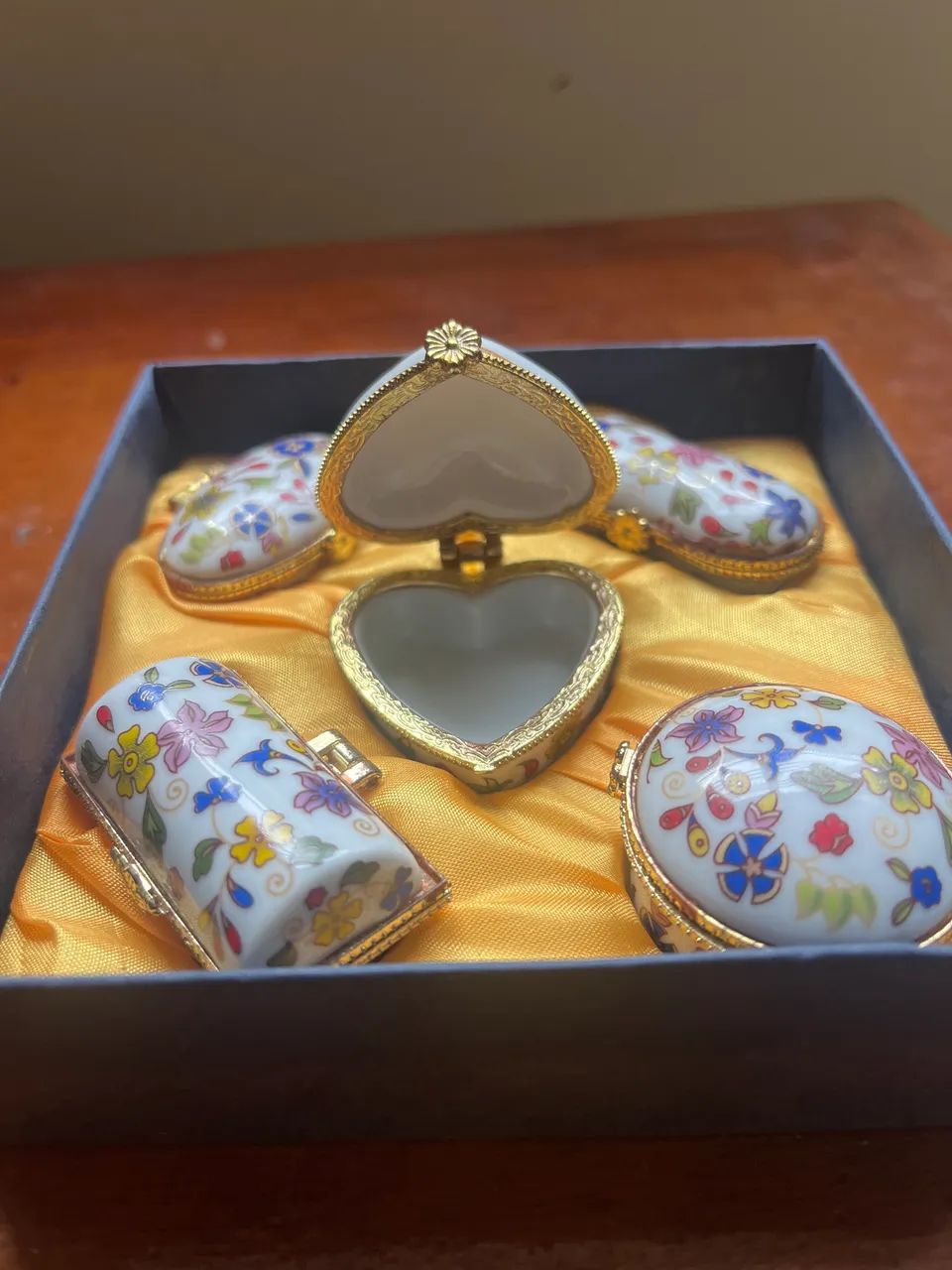 PEÇAS DE PORCELANA - Foto 2