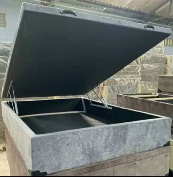 Cama de Casal Box com Baú 