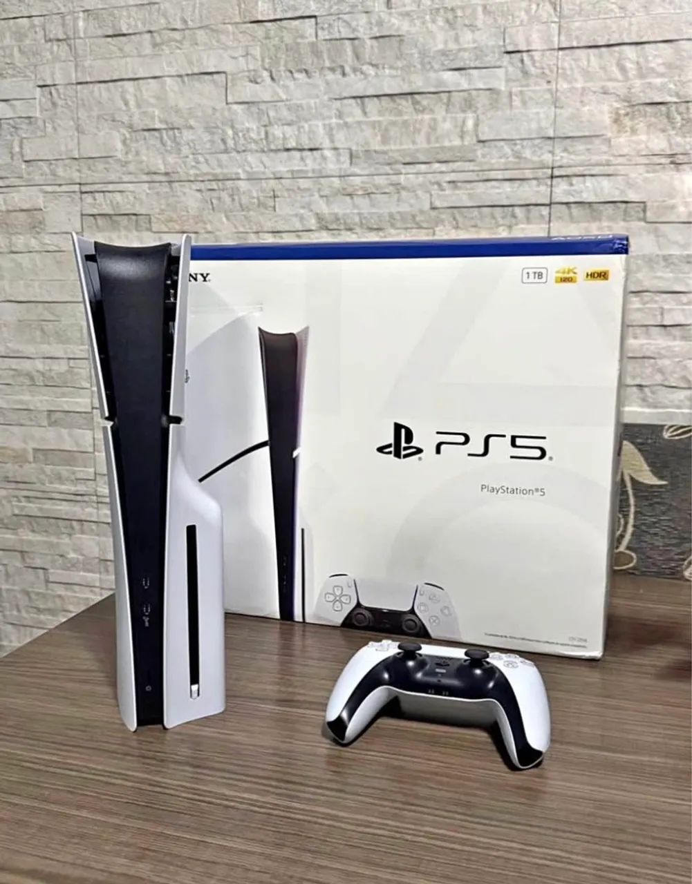 PS5-Slim 1terabyte com leitor 