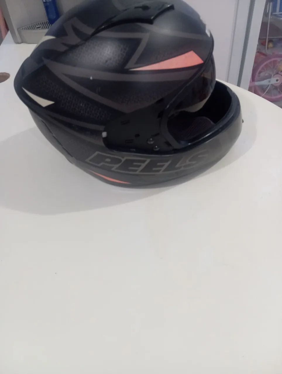 Capacete   PEELS ICON COM ÓCULOS EMBUTIDO SÓ  R$ 60 - Foto 3