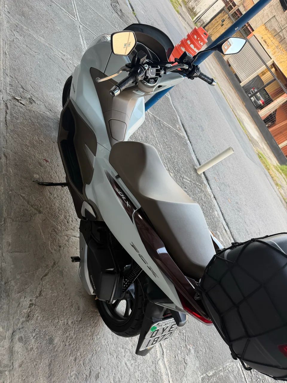 PCX DLX 2020 - Foto 4