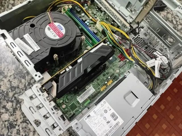 PC Desktop Lenovo (sem processador e sem HD/SSD) - Foto 5