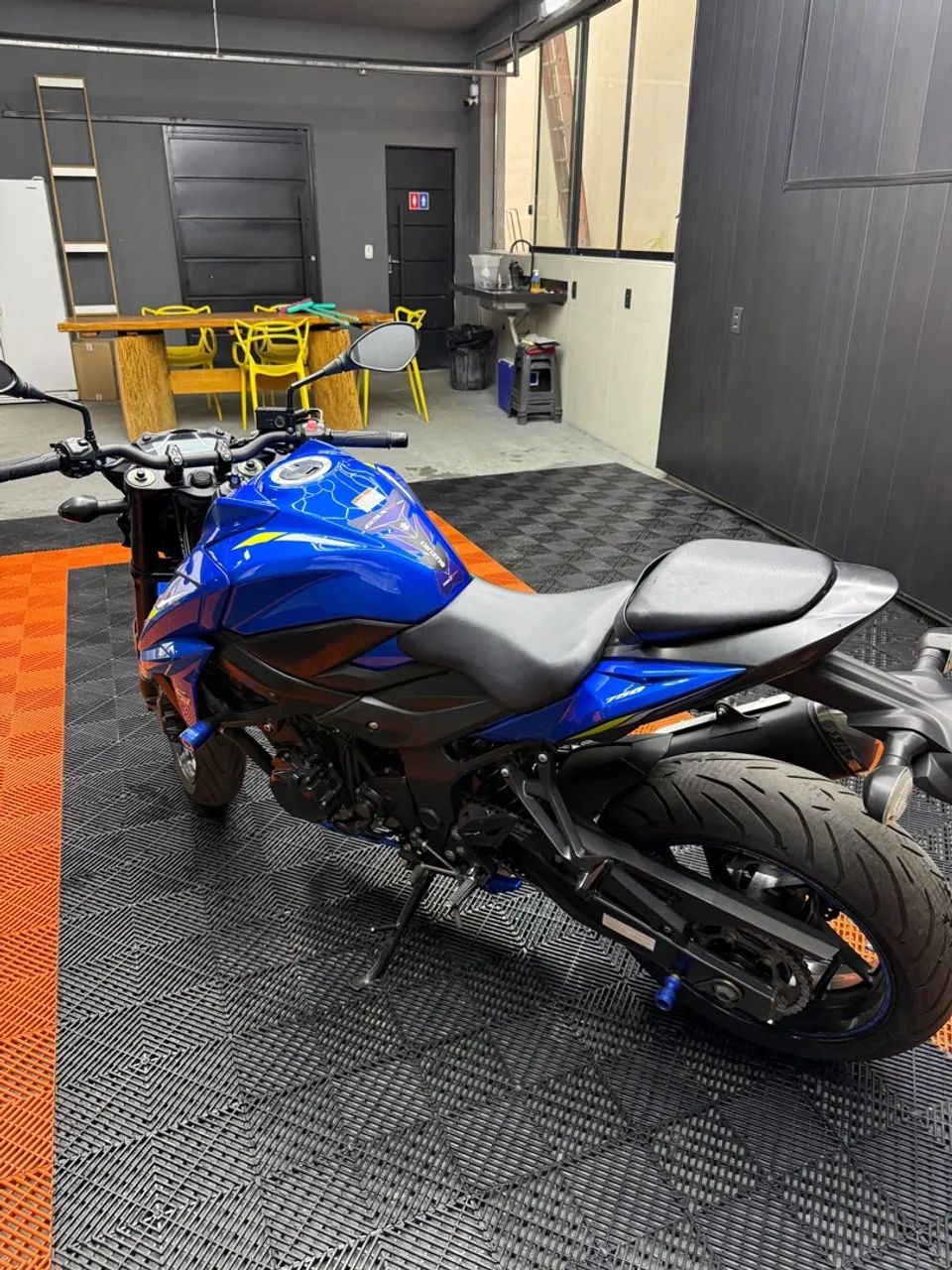 Suzuki GSX 750 - Foto 5