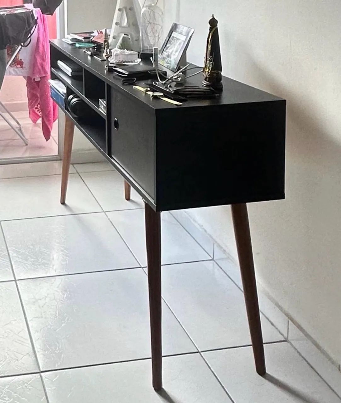 Guarda roupa solteiro e aparador - Foto 2