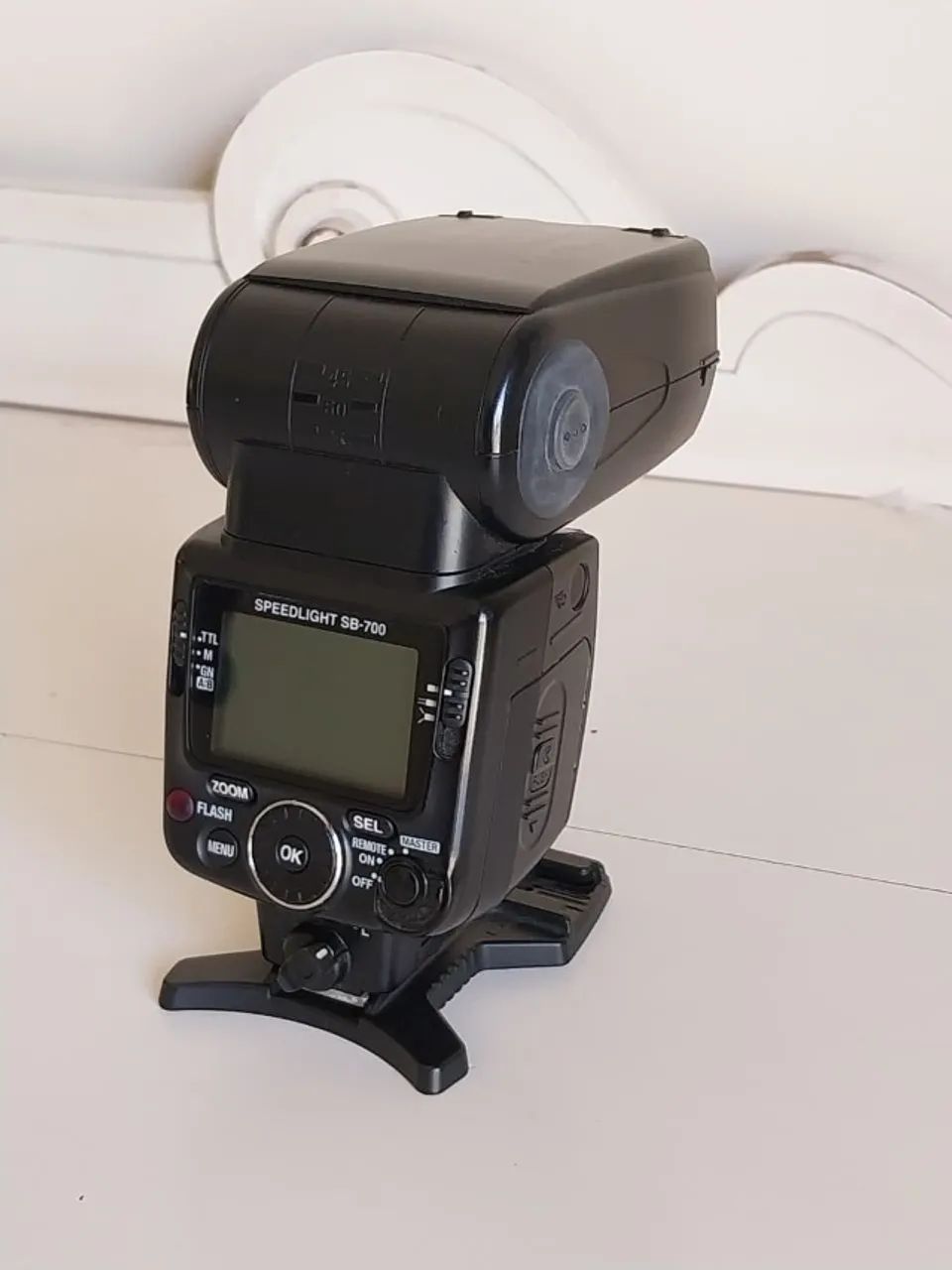 Flash Nikon SB-700