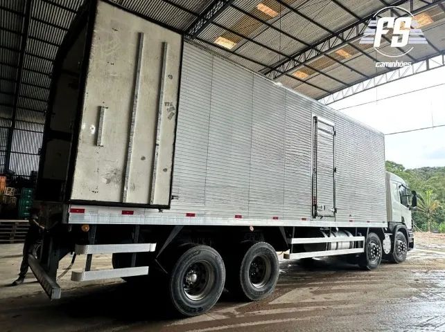 Scania P250 8x2 baú - Foto 5