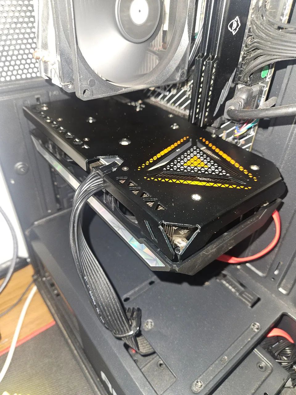 Geforxe RTX 5060 8GB  - Foto 3