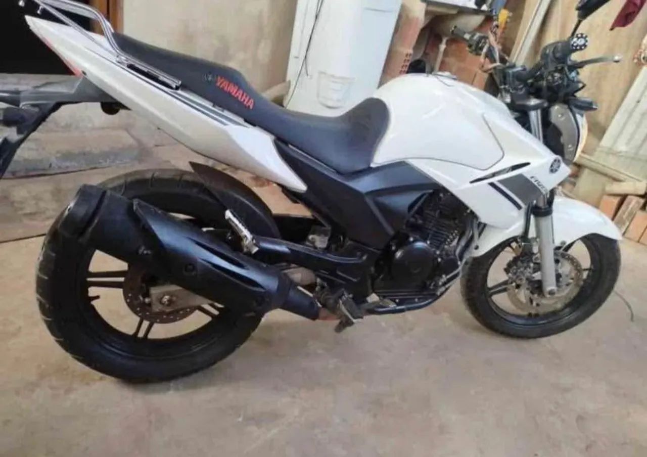 Fazer 250 vendo ou troco  - Foto 2