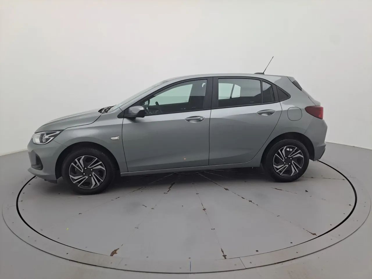 Chevrolet Onix Hatch LT 1.0 12V TB Flex Mec. 4P 2025 - Foto 2