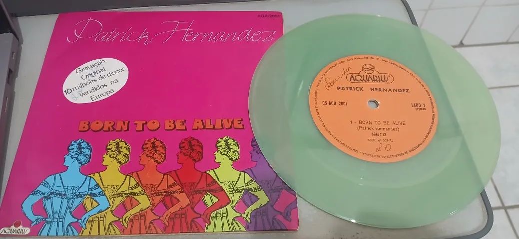 Compacto EP Patrick Hernandez - Sucesso de 1979 - Born to be Alive
