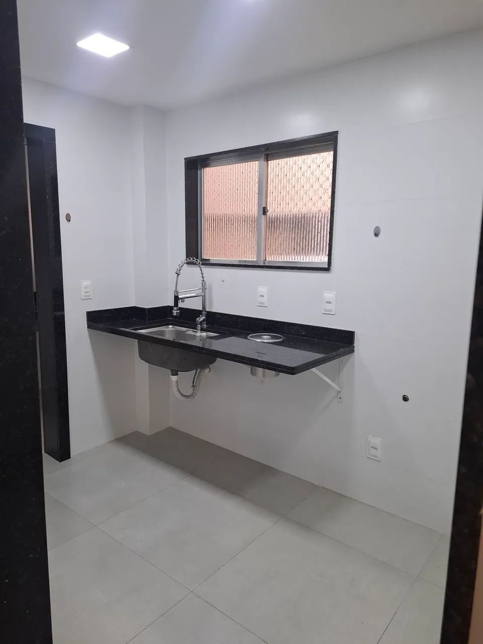 VENDO OU ALUGO - Lindo apartamento com 3 quartos - Foto 4