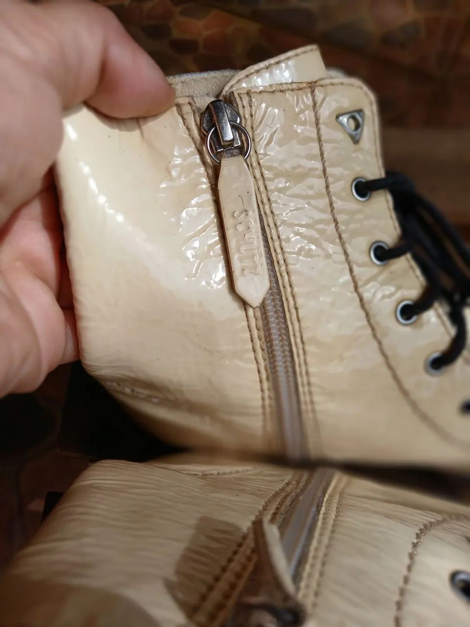 Coturno Bold Verniz da Schutz - Foto 4
