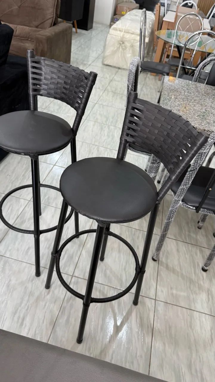 Banqueta para balcão estofada nova disponível  - Foto 4