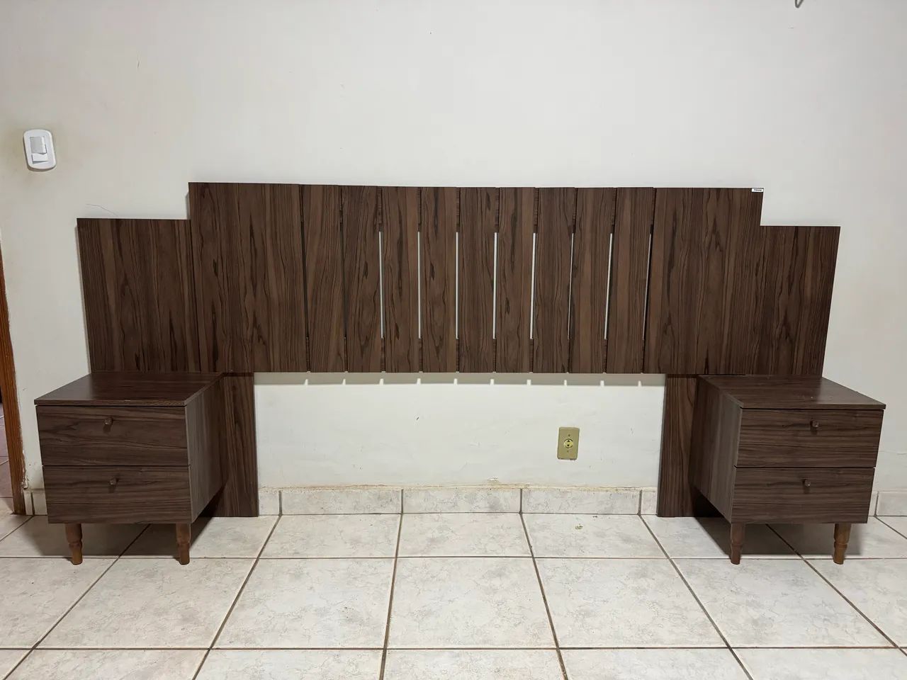 Cabeceira de cama extensível 