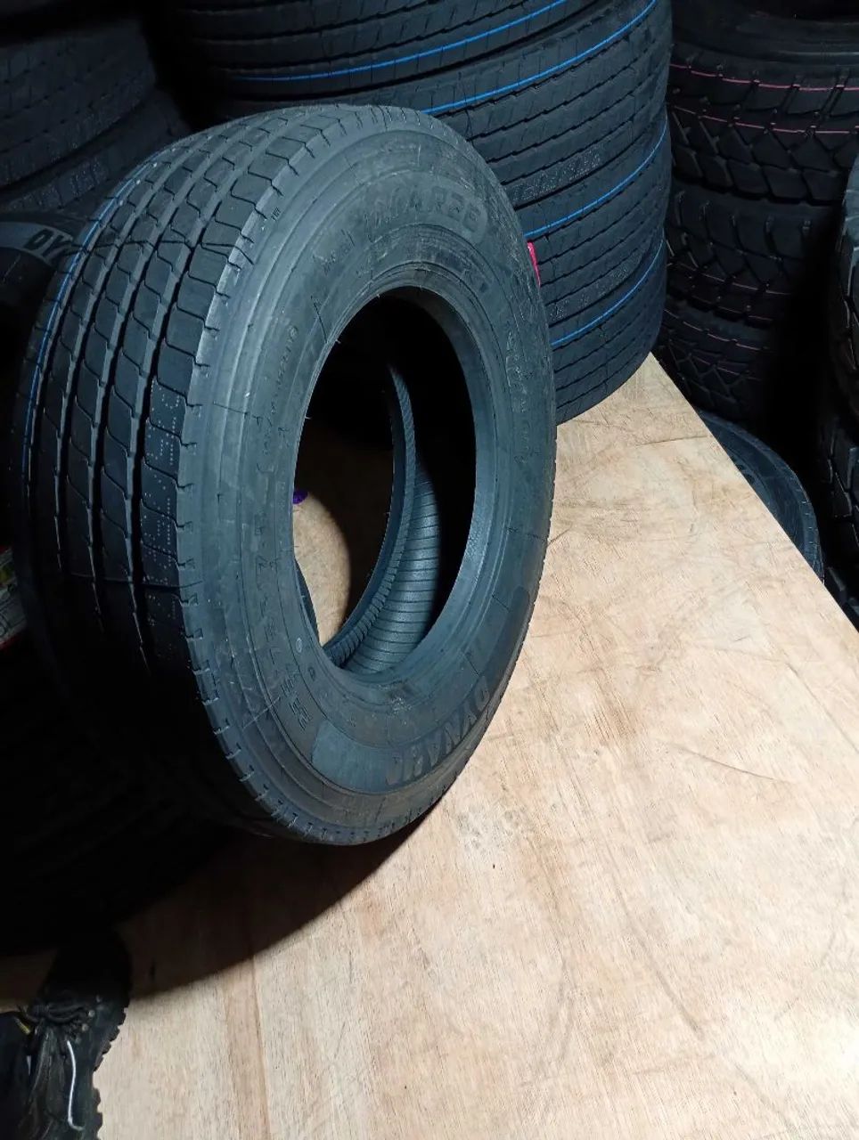 Pneus 235/75-17.5 DYNAMO MODELO LISO  - Foto 2