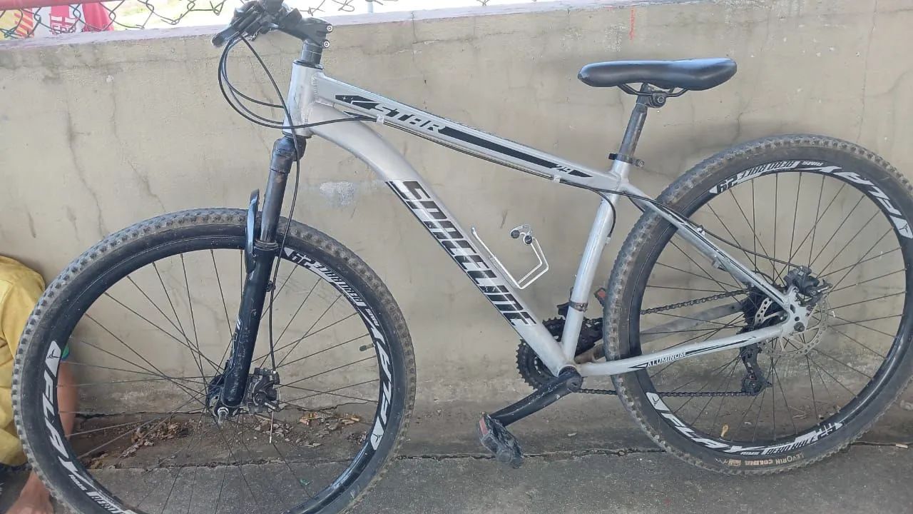 Vende-se bike aro 29 - Foto 3