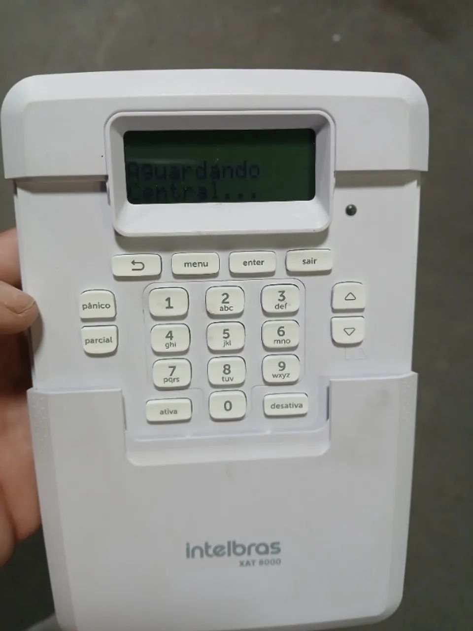 Central de alarme sem fio Intelbras XAT 8000 - Foto 2