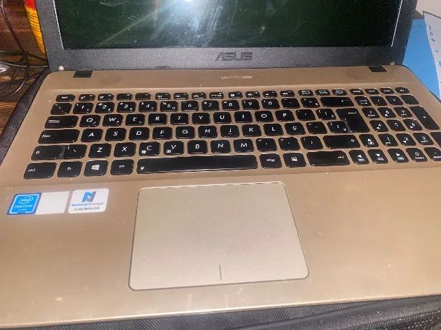 Notebook ASUS X541N DOURADO