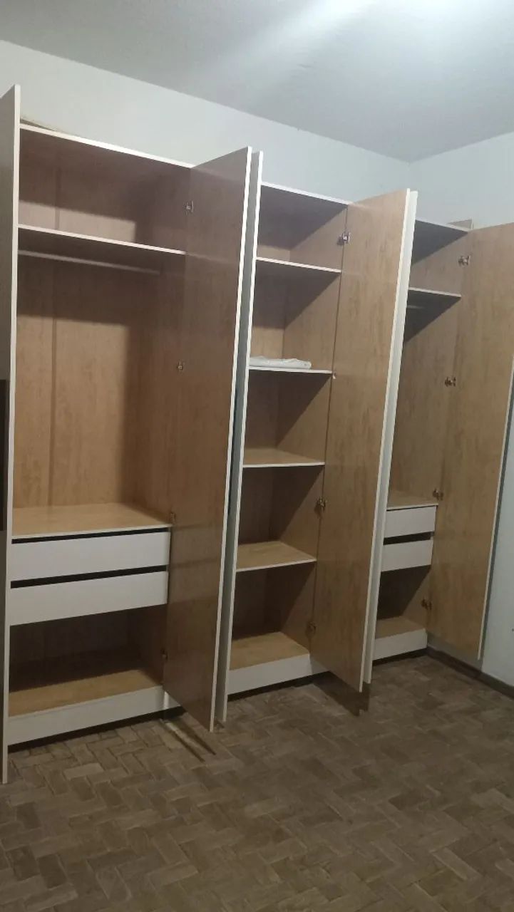Guarda-roupa Novo na Caixa