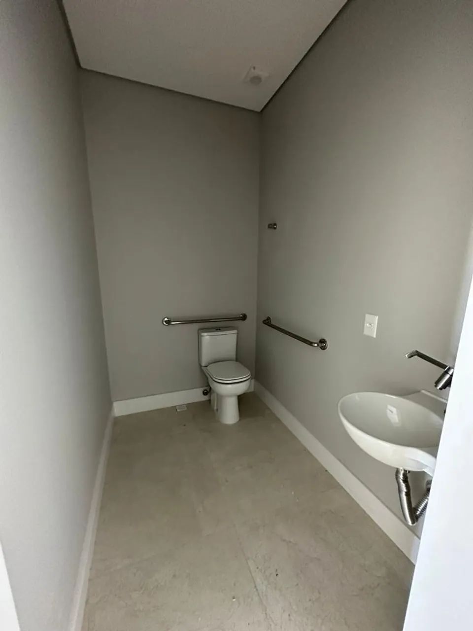 SALA COMERCIAL A VENDA EM MEIA PRAIA  - Foto 5