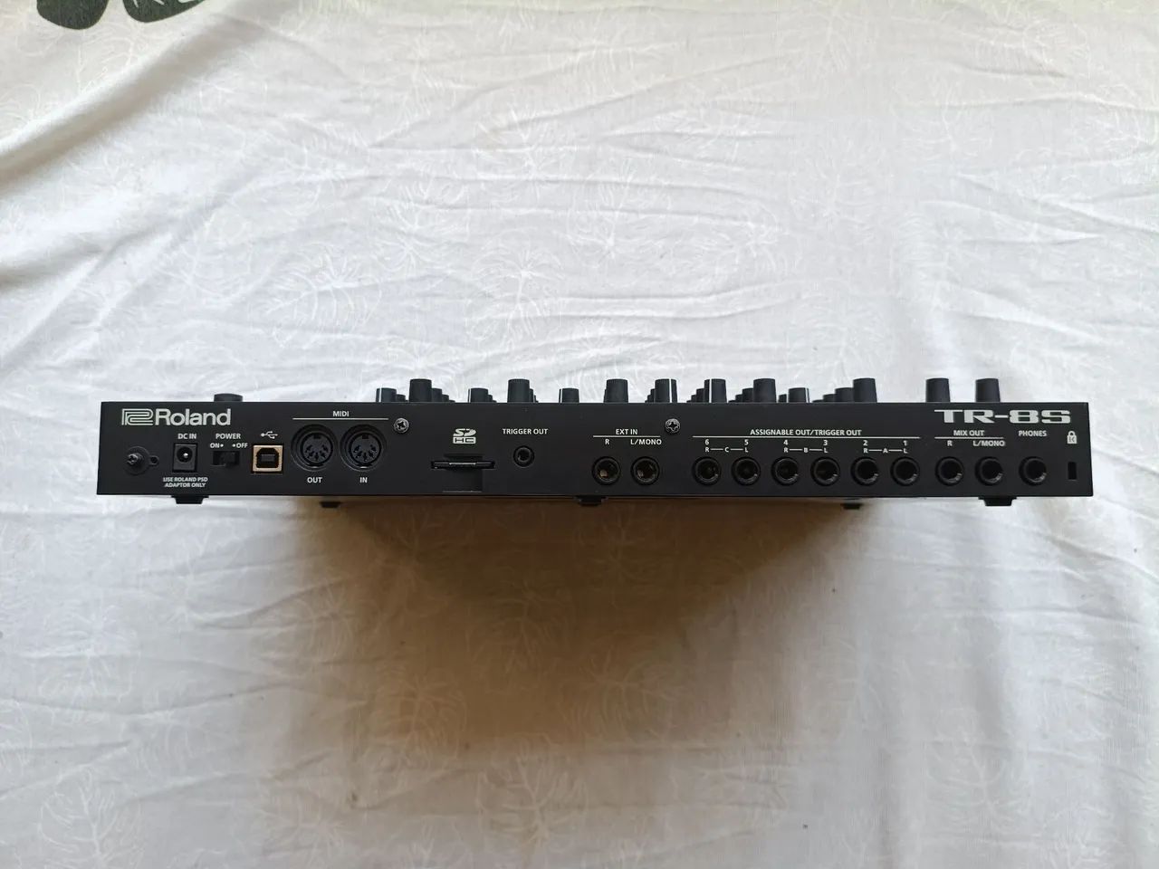 Drum Machine Roland TR-8S perfeita - Foto 3