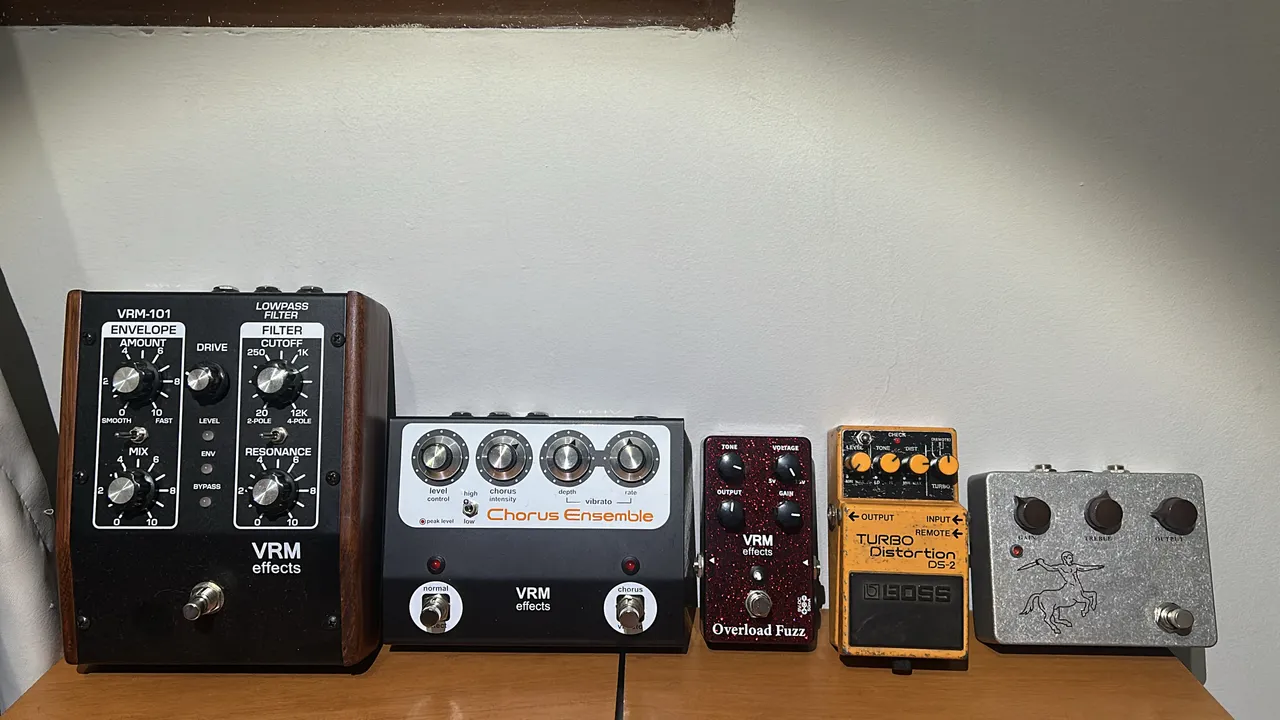 Pedaleira Line 6 M5 Stompbox Modeler - Instrumentos musicais