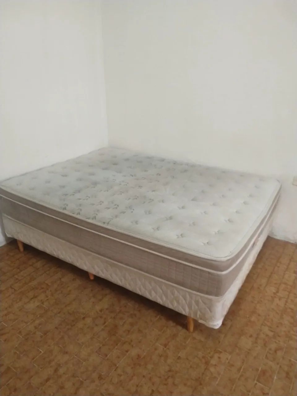 Quarto Individual para homens com mobilia - Foto 3