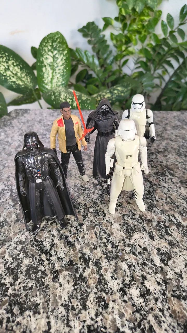 Bonecos Star Wars 15cm coleção com 5 bonecos