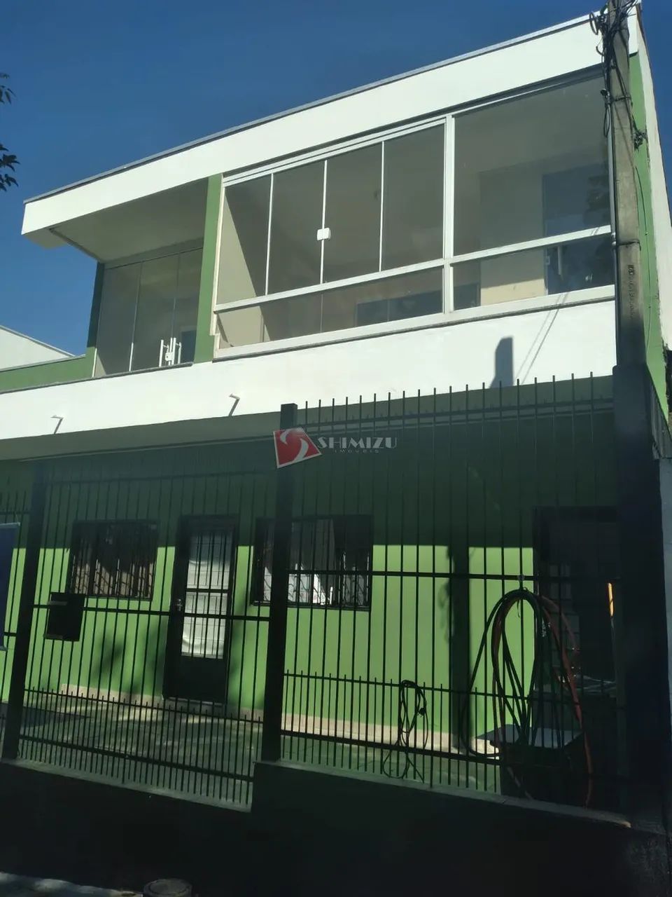 Casa à venda em Maringá, Jardim Imperial II, com 4 quartos, com 256 m²