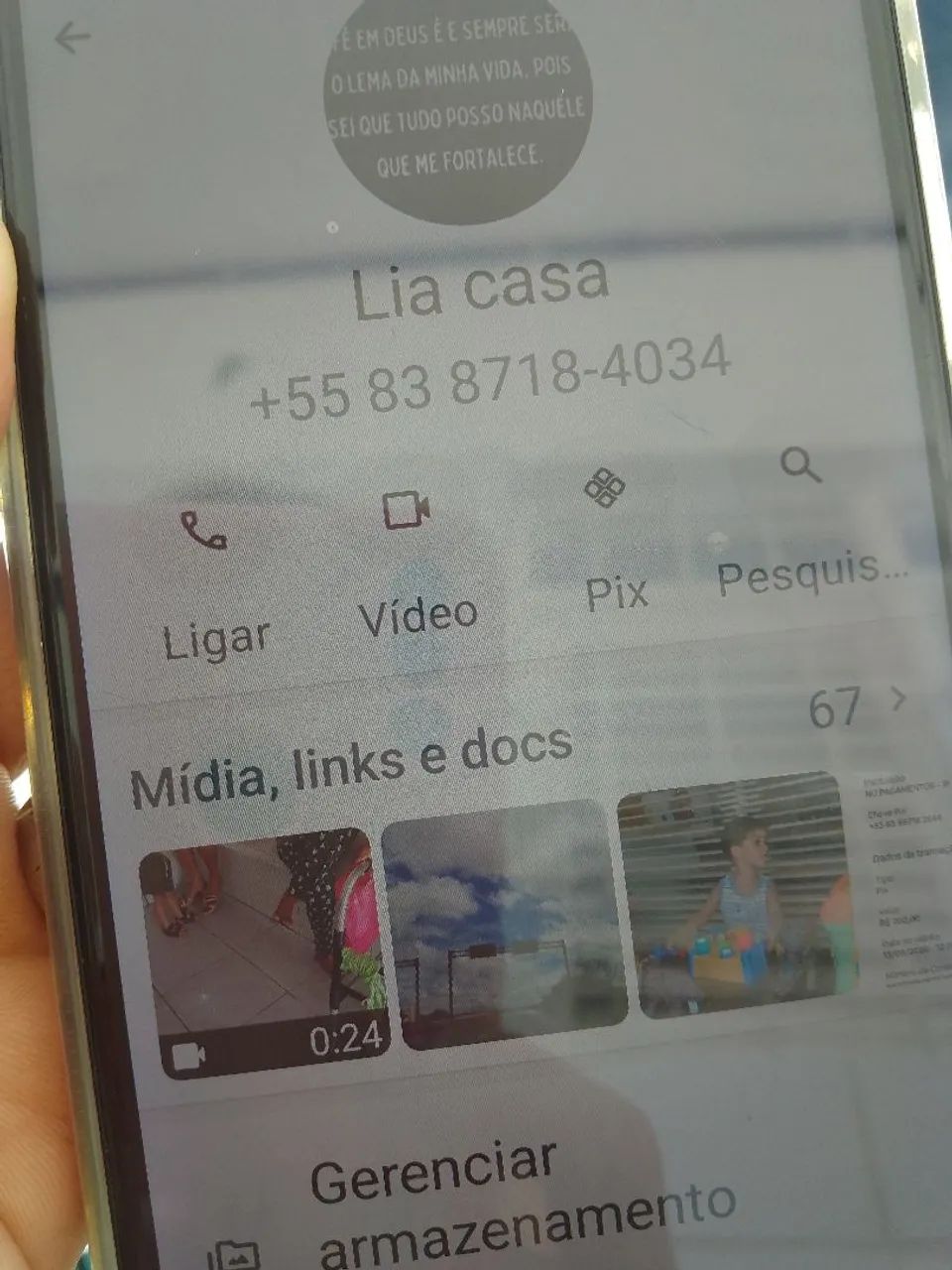 Celular Samsung na cor azul