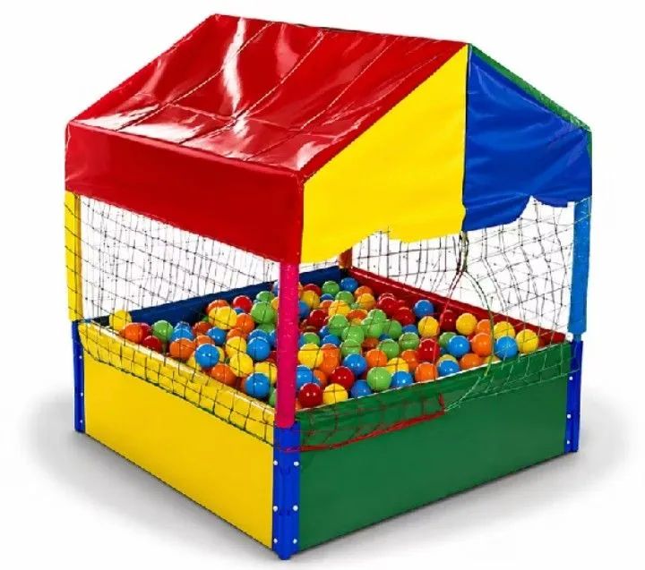 Casinha de bolinha 