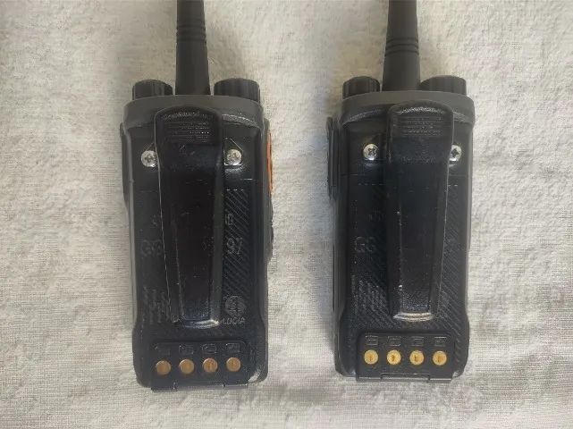 2 rádios vhf hytera - Foto 3