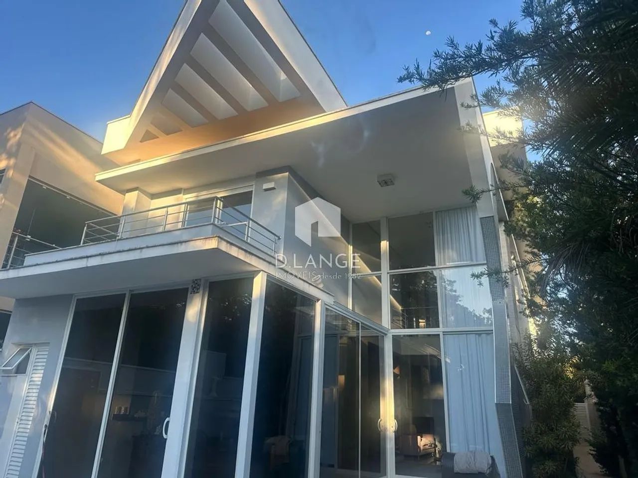 Casa para venda e locação no bairro Swiss Park em Campinas
