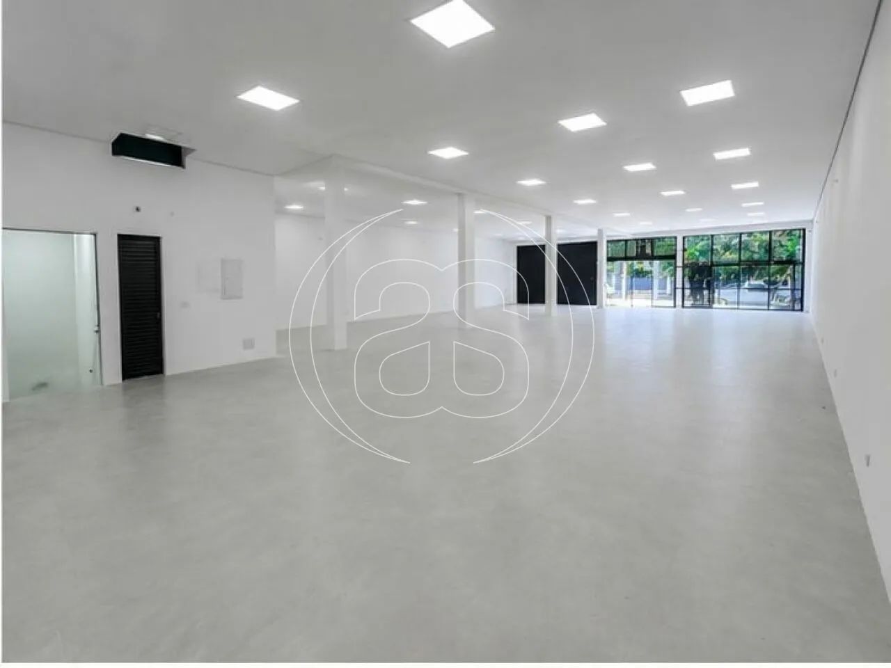 Loja Comercial para Locação em Santo Amaro com 8 Vagas ! - Foto 3