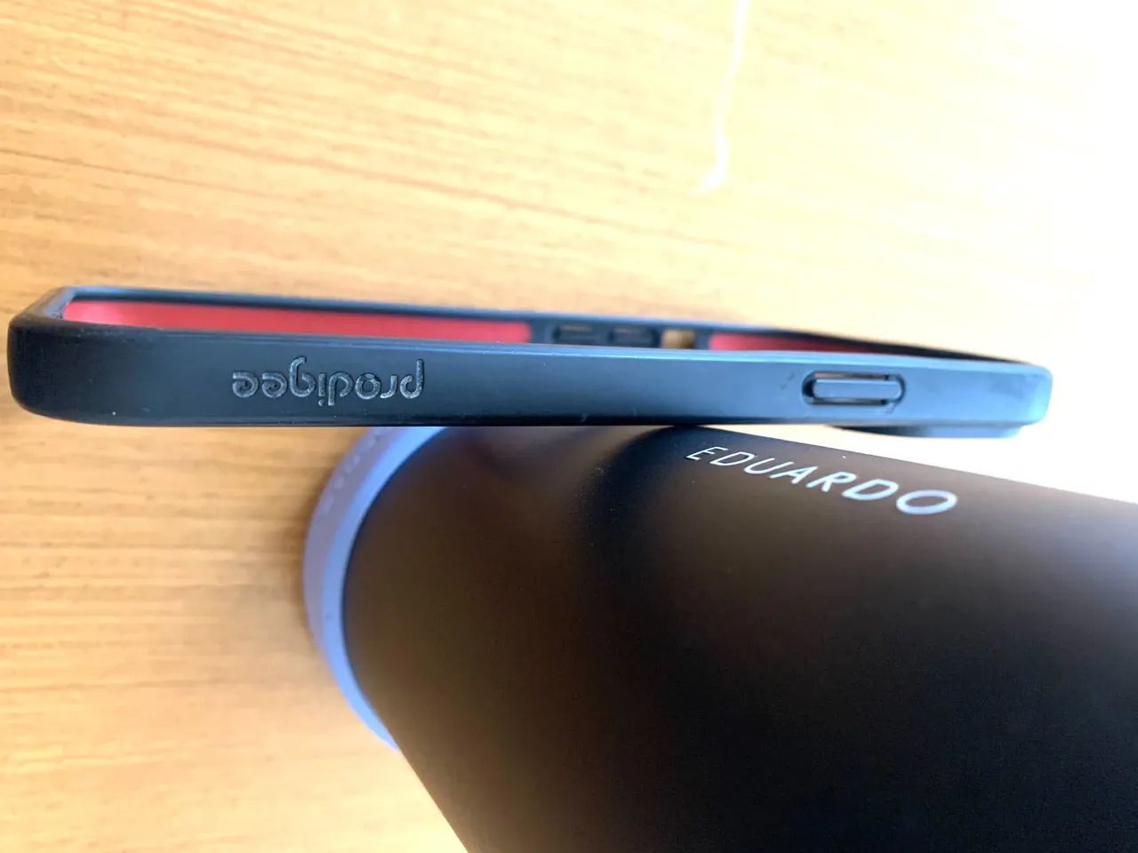 Capinha da Prodigiee Mag safe original usadaiPhone 12/12 pro- 6.1<br>50<br> - Foto 5