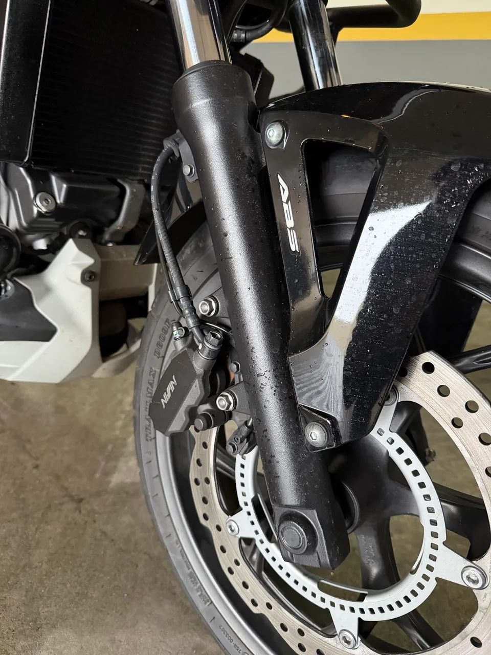 NC750X - Equipada e baixo Km - Foto 4