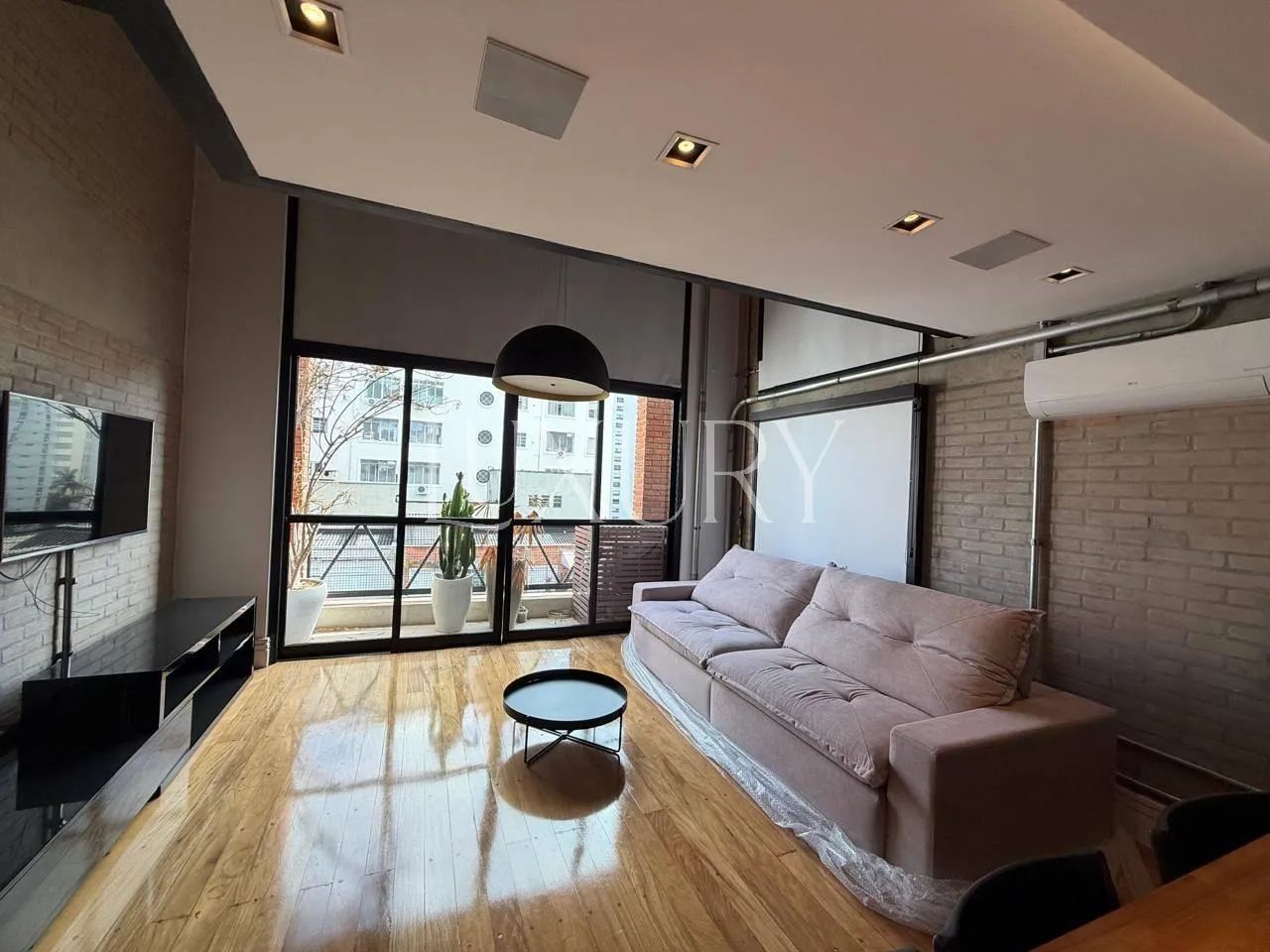 Apartamento Mobiliado à Venda ou para Alugar no Jardim América, 1 suíte , 2 vagas - Foto 8